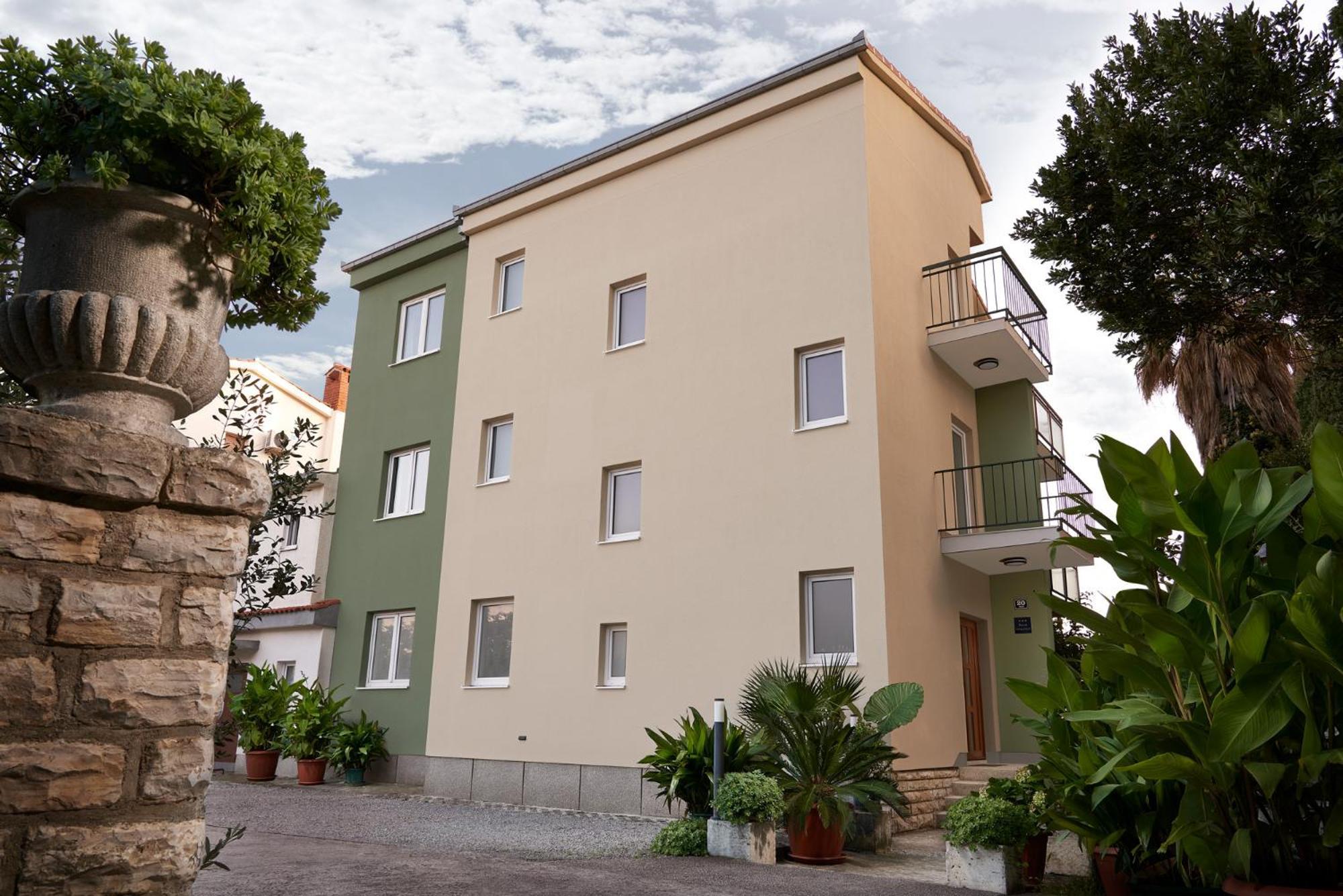 Appartamento Palmaja Kaštela Esterno foto